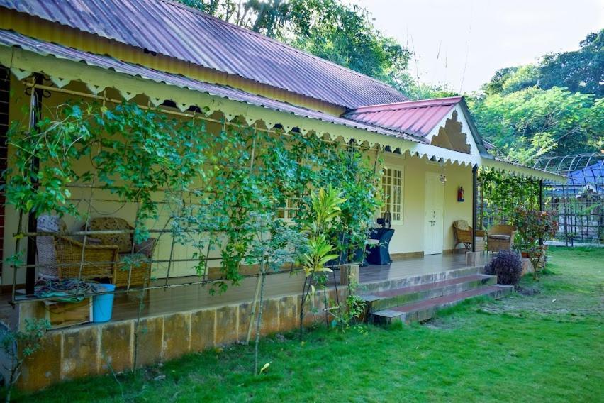 Bougainvillea Retreat & Spa Kaharpara Exterior foto